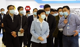 泰州市万市长一行领导莅临熊猫体育调研科技创新活动